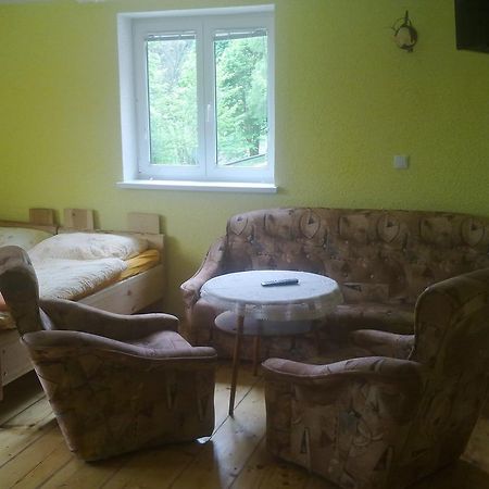 Penzion Apartmany Becov Bečov nad Teplou Oda fotoğraf