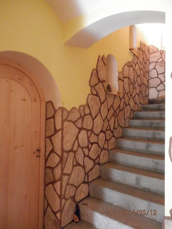 Penzion Apartmany Becov Bečov nad Teplou Dış mekan fotoğraf